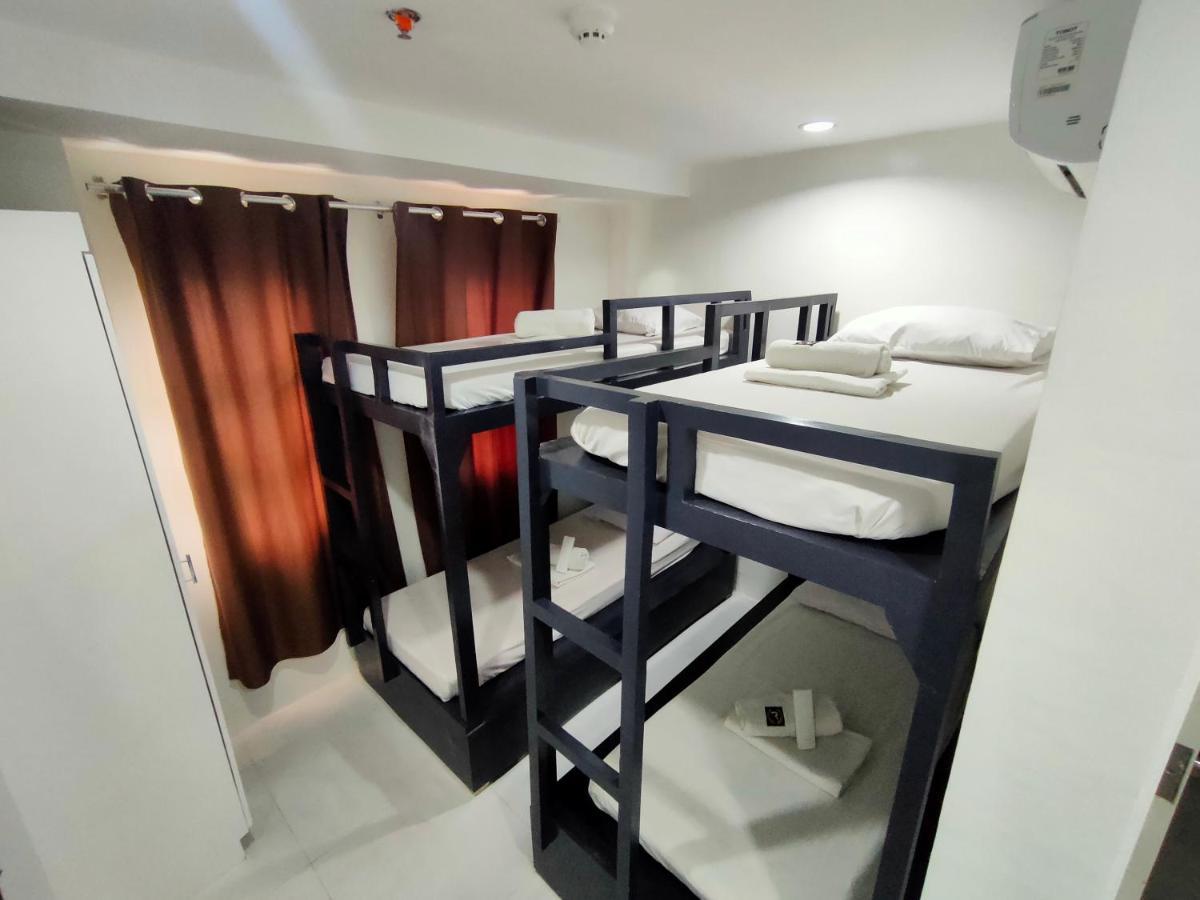 Villa Rosita Hotel Naga City By Reddoorz Zewnętrze zdjęcie