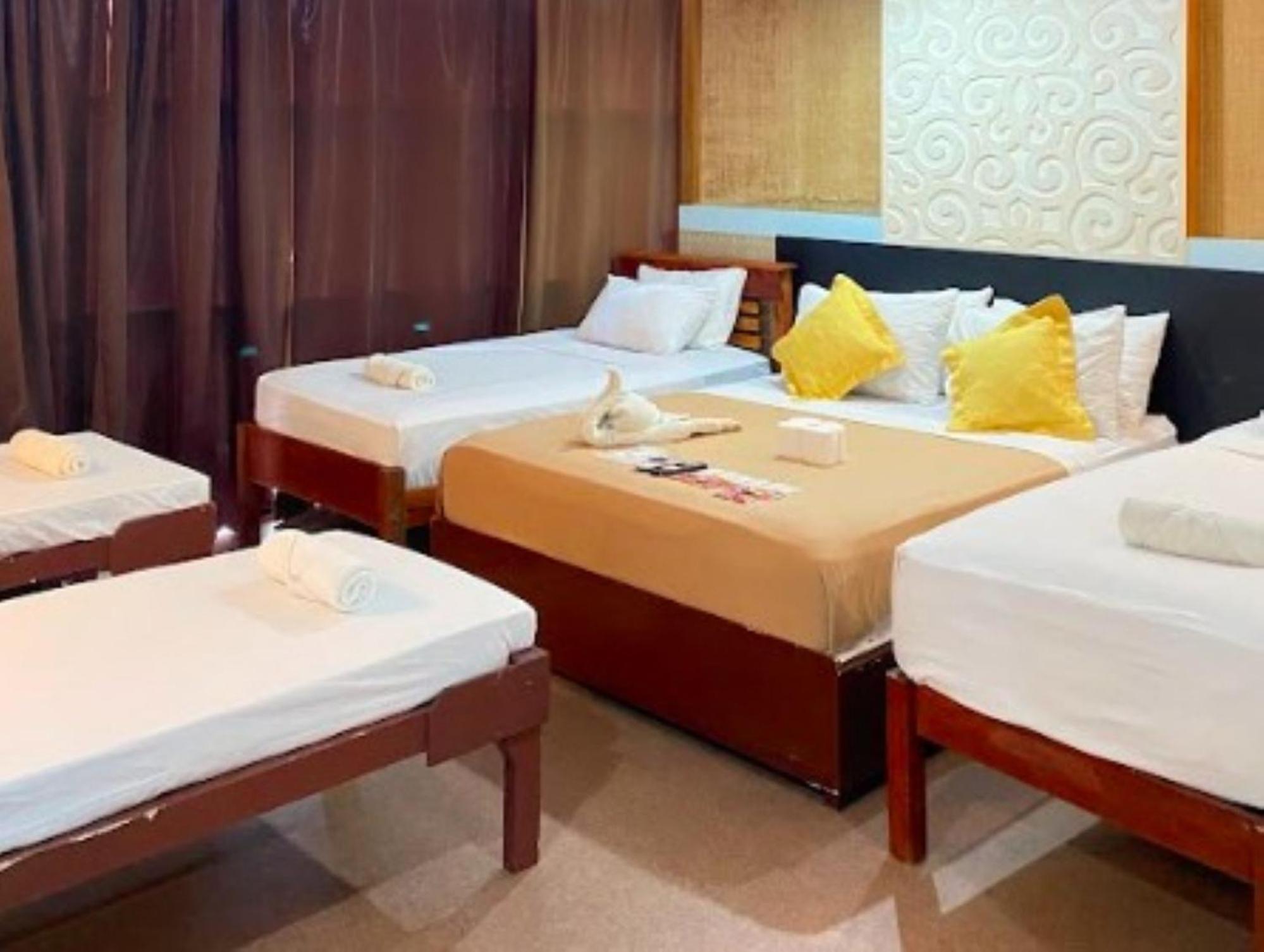 Villa Rosita Hotel Naga City By Reddoorz Zewnętrze zdjęcie