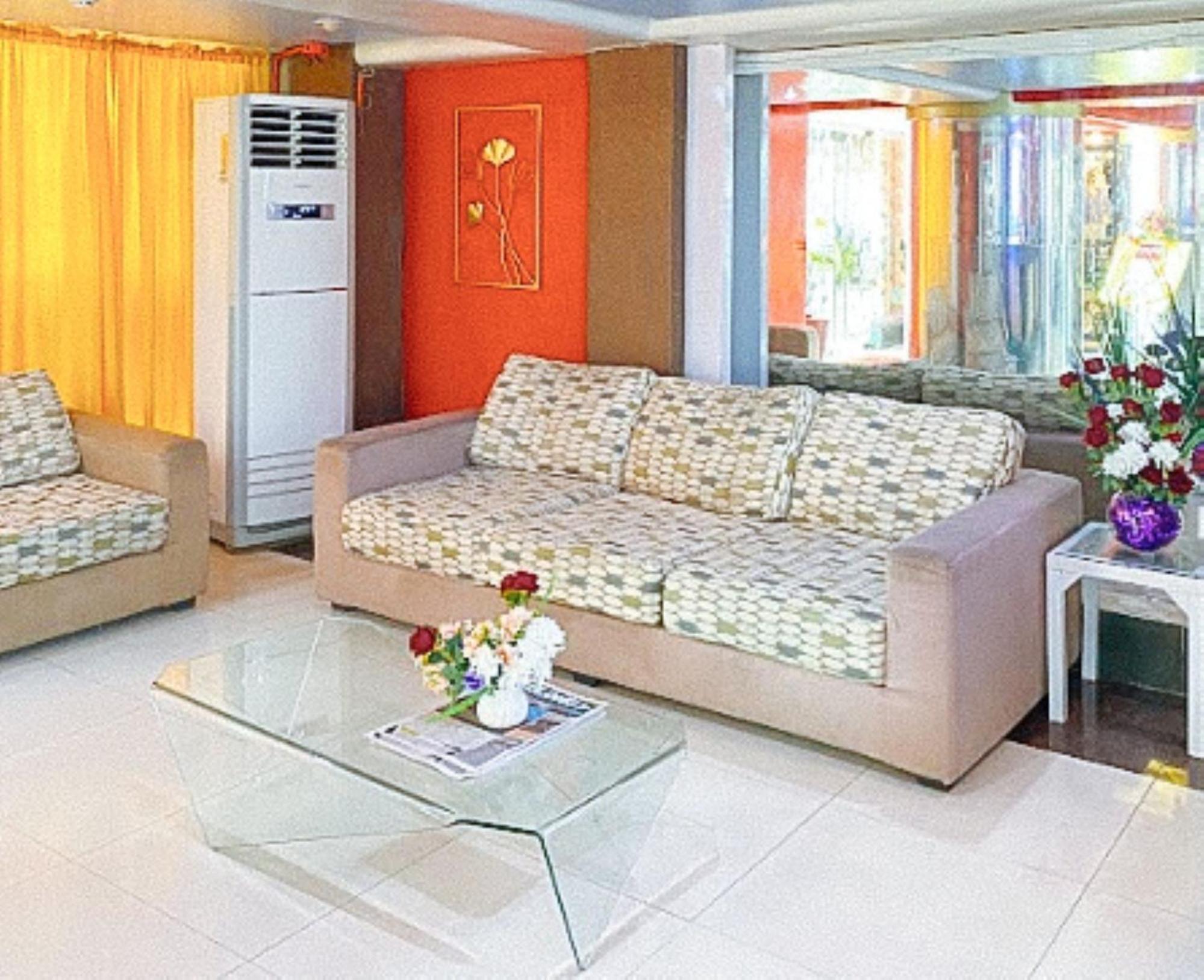 Villa Rosita Hotel Naga City By Reddoorz Zewnętrze zdjęcie